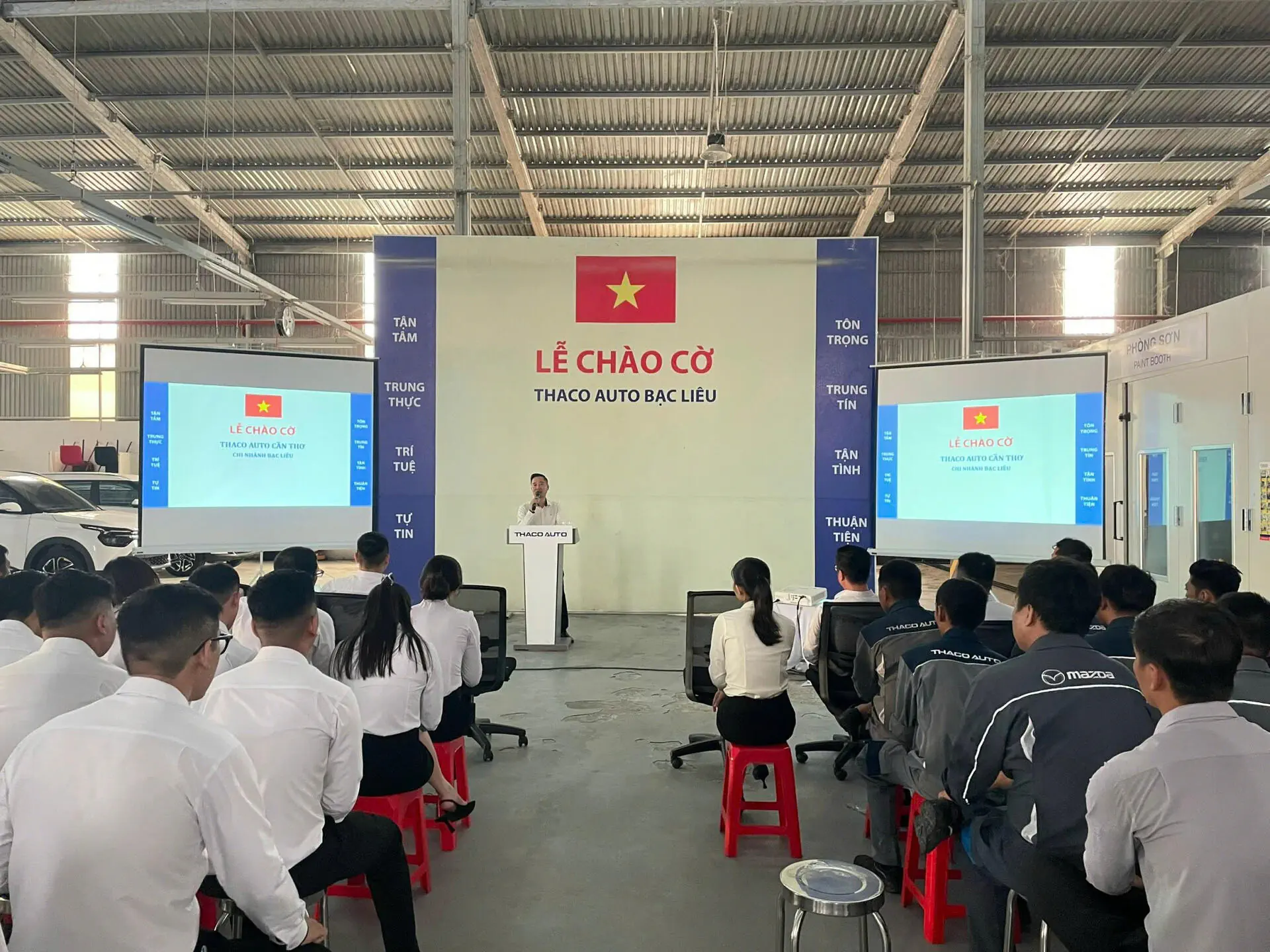 Lễ chào cờ tháng 10: THACO AUTO Bạc Liêu sẵn sàng bứt phá trong Quý IV/2024